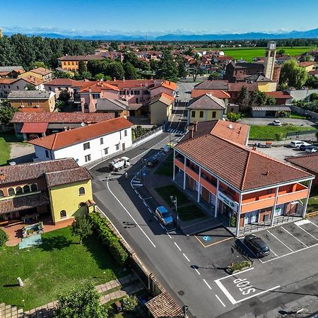Villa Ambra B&B Siviglia Vermezzo Buitenkant foto