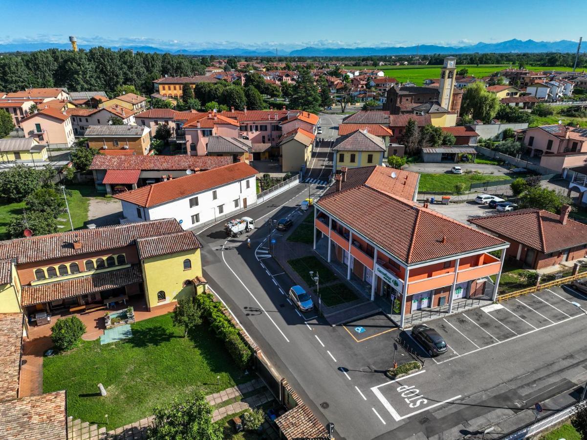 Villa Ambra B&B Siviglia Vermezzo Buitenkant foto