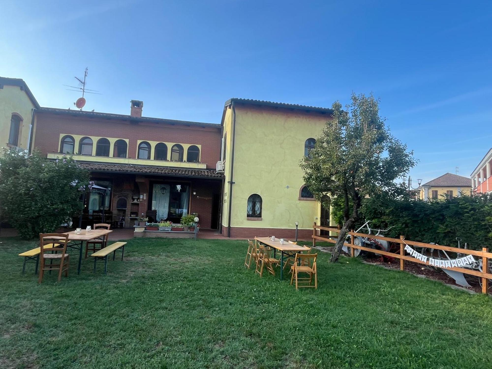 Villa Ambra B&B Siviglia Vermezzo Buitenkant foto